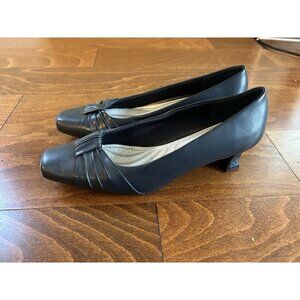 Easy Street Women's Dress Shoe Pump‎ Navy Blue 7.5 W NEW